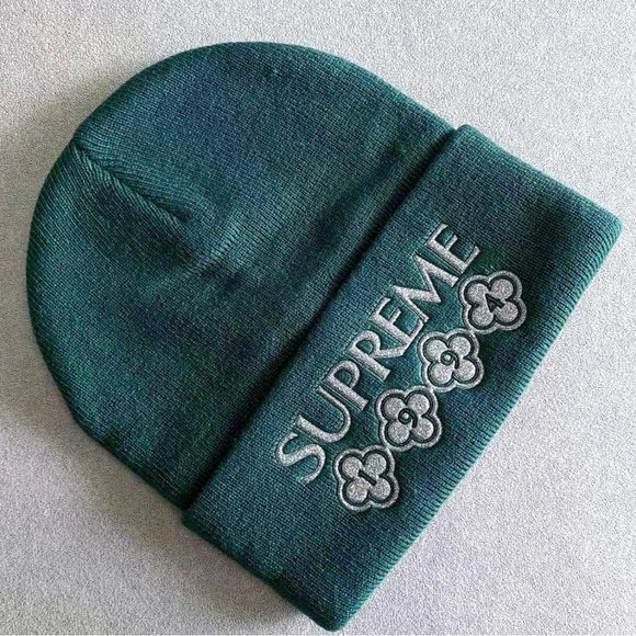 Supreme New York Green Glitter Beanie, Never Worn, 100% Authentic, Unisex - Picture 1 of 6